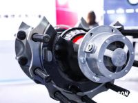 康迈推出全新的挂车油润滑轮端，不挑油还终身免维护，怎么做到的?