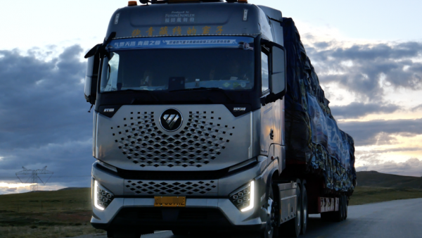 欧曼燃气车高效助力窦子哥征服青藏线5231米最高海拔路段