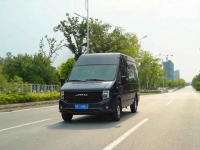 入对行+选对搭档,循着这份生意人的致富公式,三十而立的他一帆“福顺”