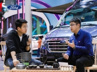 以实力成就轻客冠军之路 江铃福特轻客广州车展大放异彩