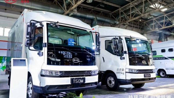 天然的房车圣体,带你看比亚迪T5DM房车底盘!