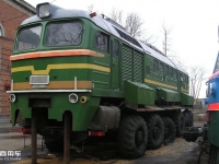 给火车装上卡车轮子,它是卡车还是火车?带您回顾俄罗斯人搞出的“M62越野火车”