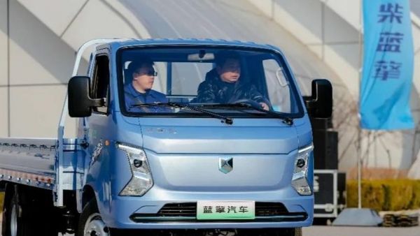 新能源小卡2025渗透率或破20% 潍柴蓝擎X1为何能强抢先机？
