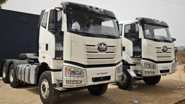一汽解放J6P重卡在塞内加尔成功上市
