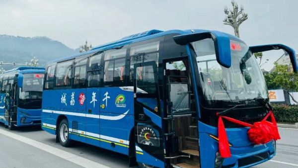 助推县域客运转型升级！苏州金龙新V系客车“试水”合江县