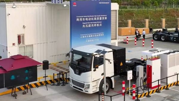  充电5分钟100公里！徐工汽车携手华为迈向“兆瓦超充新时代”