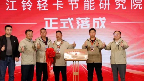 “超强2.5L柴油发动机”就是TA!