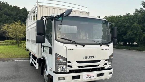 春日城配不添“堵”！跟上庆铃五十铃新KV600轻卡快出发