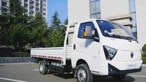 走街串巷下地库，拉货搬家跑高速！飞碟缔途MX，你的城乡配送全能伙伴