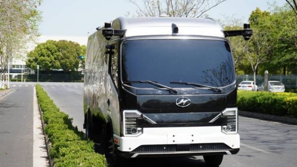 安全作业超2000公里!苏州金龙自动驾驶环卫车破解城市清洁痛点