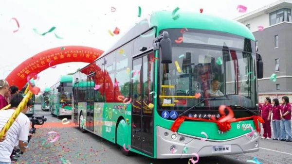 中亚市场再突破!120台新能源客车批量出口吉尔吉斯斯坦