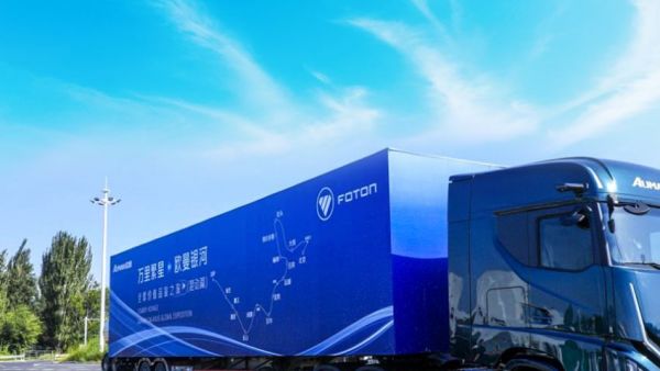 首秀赢获盛赞，福田欧曼银河混动重卡北京至包头之旅尽显效能双优硬实力