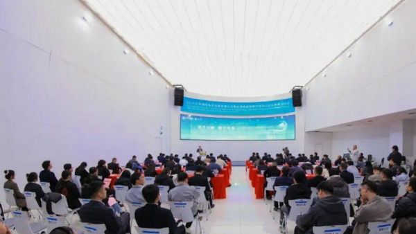 2025北京国际青年创新发展论坛新能源智能网联汽车平行论坛 氢能分论坛在北汽福田成功举办