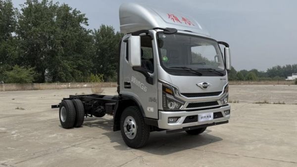 领航G6重载版，以硬核实力重塑高效运输新标杆