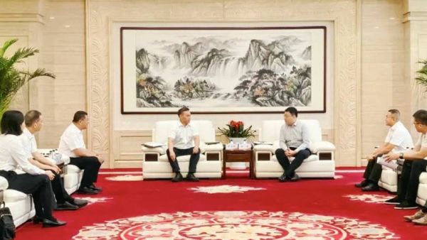 玉柴与京东举行战略合作会谈