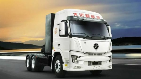  大运E8系列——运输界的绿色钢铁侠‌