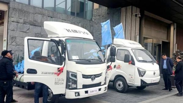 飞碟汽车CNG场景产品推介会在成都盛大举行,开启绿色物流新篇章