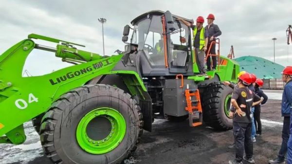 玉柴智能混动系统成港口运输“新引擎”