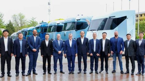 巴西里约热内卢交通运输局领导一行参观福田汽车