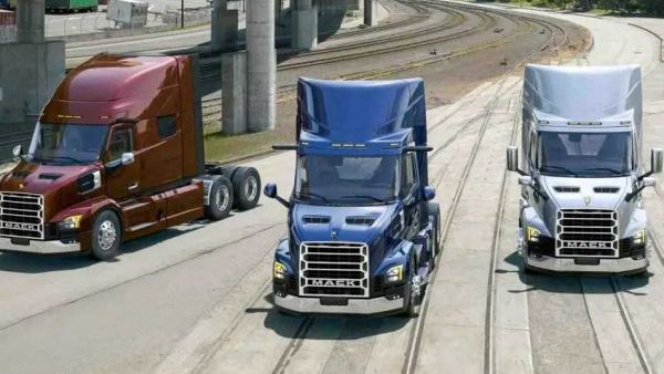 燃油消耗降低10%！沃尔沃同款动力，新一代马克Anthem长头卡车来袭，实力几何？