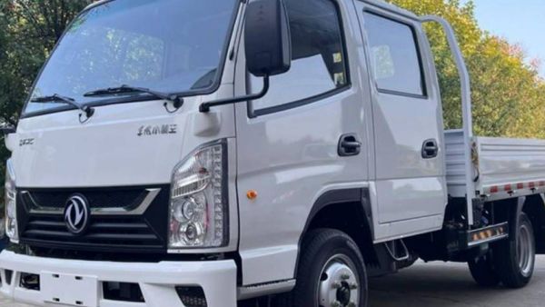 东风小霸王W16 开启宽体小轻卡新时代