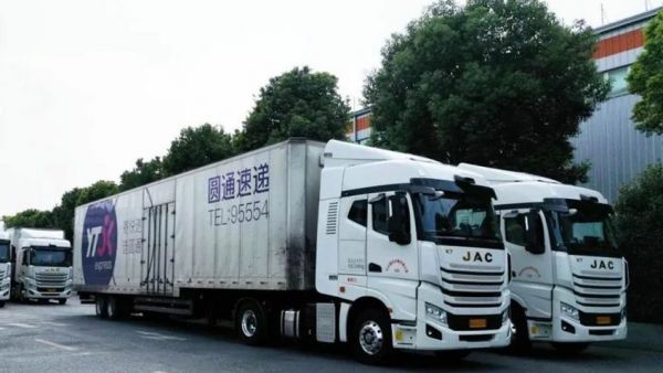 江淮重卡丨以贴心服务与用户同行的2024年