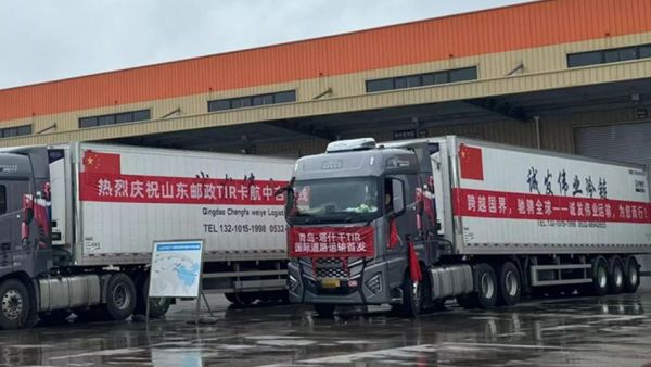 无惧千难万险，总能高效运输！为何欧曼重卡成为TIR运输用户信赖之选？