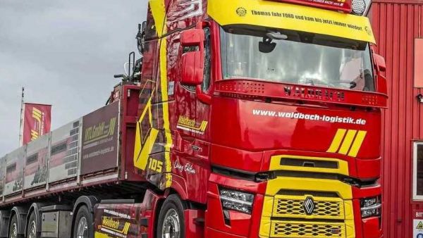 能热饭能洗漱，专为单人驾驶打造，雷诺T-High生活舱牵引车了解一下！