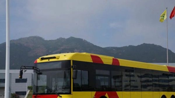 北欧市场再下一城！80辆金旅纯电动公交交付瑞典正式运营