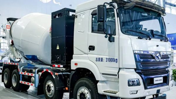 金时金事 | 金龙重卡闪耀第六届国际工程供应链发展大会暨展览会