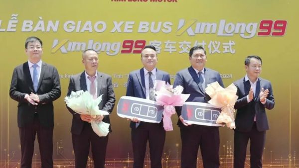 玉柴与越南金龙汽车签订全面战略合作协议 携手建设总投资2.6亿美元的发动机工厂