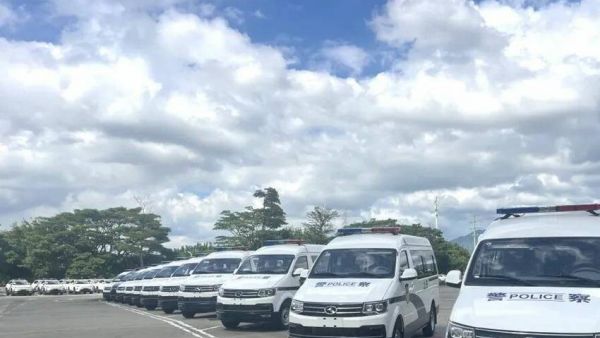流动的平安防线:走近城市守护者 | 厦门金龙轻商警用巡逻车顺利交付