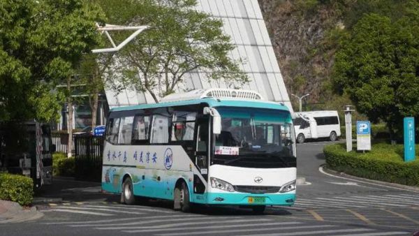 公共交通大升级!苏州金龙新V系客车首秀杭州