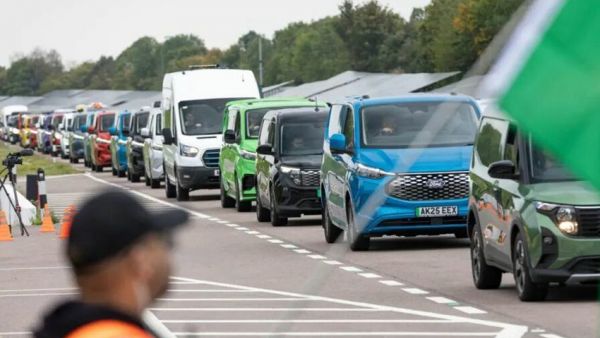 江铃福特全顺创造吉尼斯世界纪录