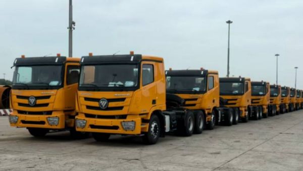 北汽福田150台AUMAN R牵引车交付加纳战略客户,西非战略再树里程碑!