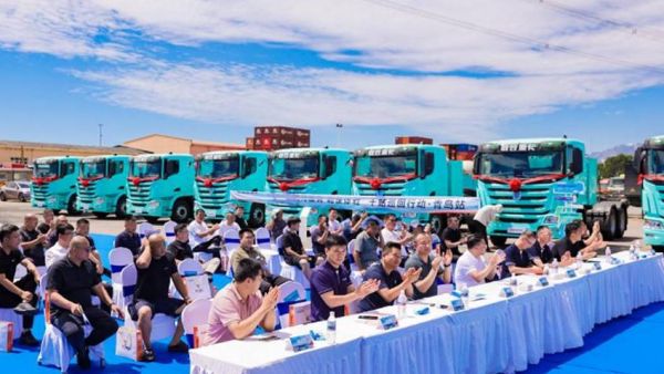 首批10台电麒麟顺利交付，现场再签180台！奇瑞商用车助力山东港绿色物流新生态