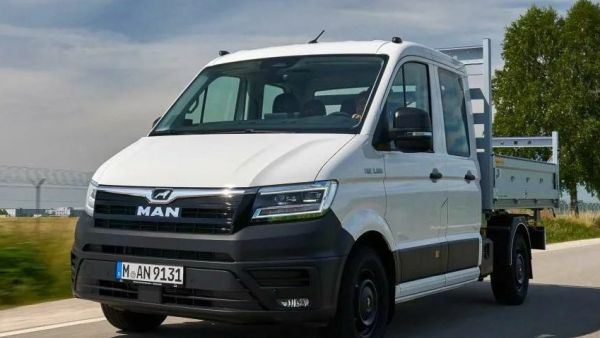 变身救护车、三轴清障车，还有贵重物品运输车？曼恩TGE衍生型号扩增，真挺有意思！