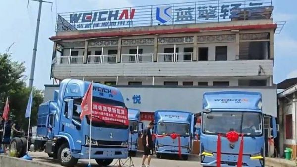 现象级爆款！潍柴蓝擎X7新一代轻卡南昌批量交付，实力印证用户口碑！