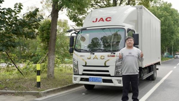 【江淮1卡车友记·三十七】携手骏铃金饭碗，1号伙伴闫老板踏上筑梦旅程