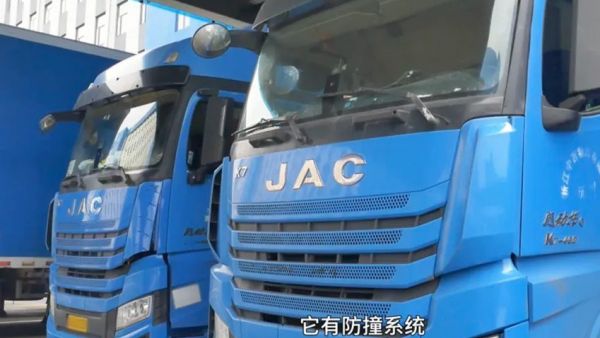 发哥驾到丨穿行120多万公里路,王师傅:有它在,路上就有家