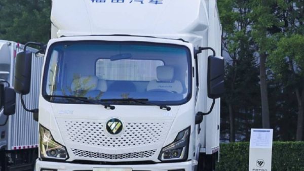 福田欧马可智蓝ES1快递版 实力加码城市快递高效运输