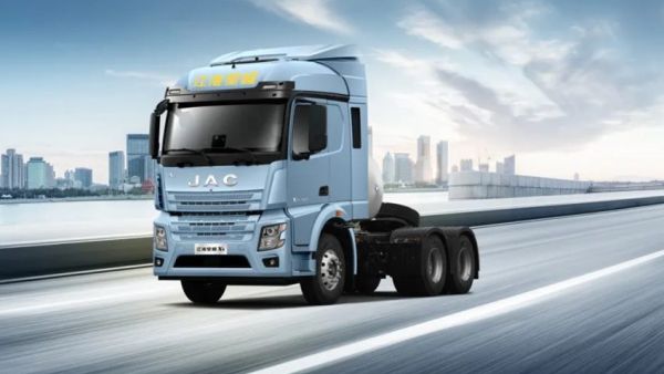 明星产品丨吕锭、陶瓷等高密度重物运输无忧,星耀X5牵引车太全面了!