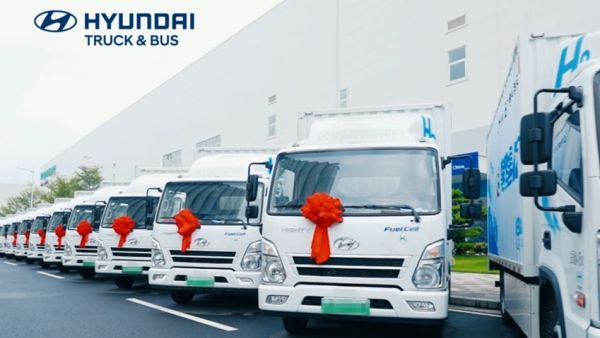 领航未来绿色物流 现代商用车氢燃料电池轻卡MIGHTY Fuel Cell闪耀进博会
