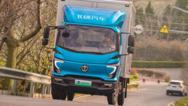 新能源轻卡市场狂飙!飞碟汽车同比暴增357%,上演“八级跳”跻身行业前六!