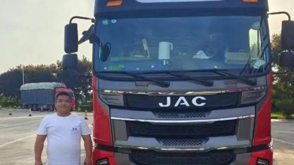 嘎嘎好，江淮格尔发快递载货车帮助东北老铁生意节节高