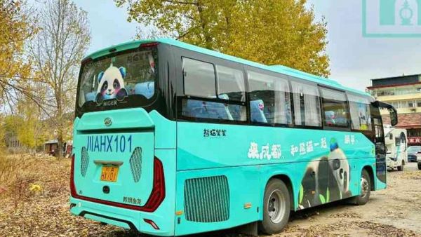 新车速递 | 熊猫巴士带你打卡四川阿坝州