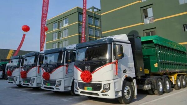打造生态闭环！百台“第一畅销新能源重卡”再赴重庆