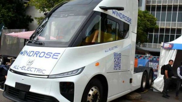 东风、苇渡首次登陆澳洲市场，日系卡车占半壁江山？带您逛2025布里斯班卡车展·中日韩篇