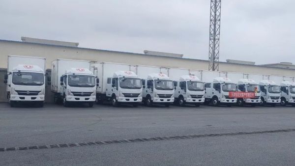 推进营销转型，150辆东风轻卡交付大客户