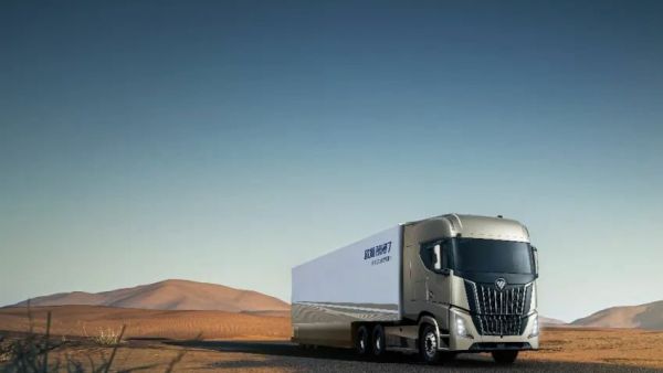 福田欧曼银河7发布： 豪华重卡锚定干线物流